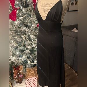 LA MIEL Black Backless Dress